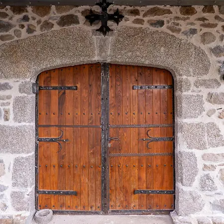 Chez Cati - Belle Maison Au Coeur De L'aveyron Campouriez